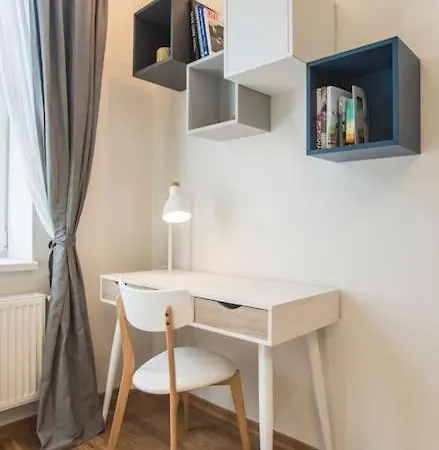 Design Apartment, 2 En-suite - Very * Riga