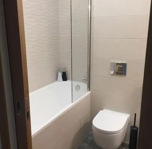 Apartment Design Apartment, 2 En-suite - Very