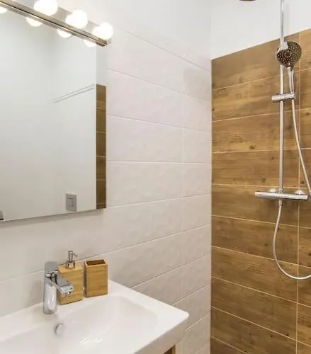 Design Apartment, 2 En-suite - Very Riga