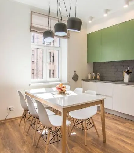 Apartment Design Apartment, 2 En-suite - Very