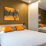 Design Apartment, 2 En-suite - Very *