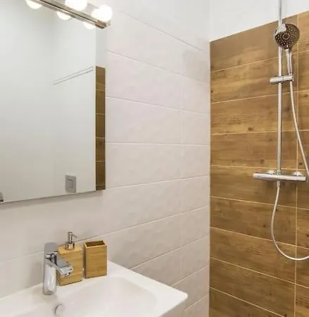 Design Apartment, 2 En-suite - Very Riga